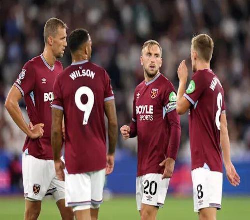 杰基·罗宾逊的成功极大地推动了 NBA 和 NFL 等职业体育联赛的去种族化