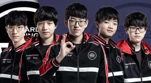 她用一场硬 她用一场硬