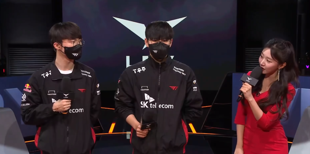 其参与嘉年 其参与嘉年